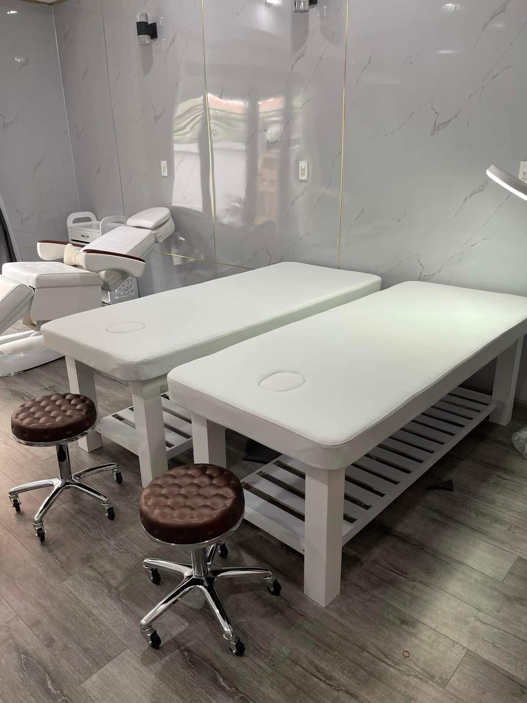 giường massage spa giá rẻ