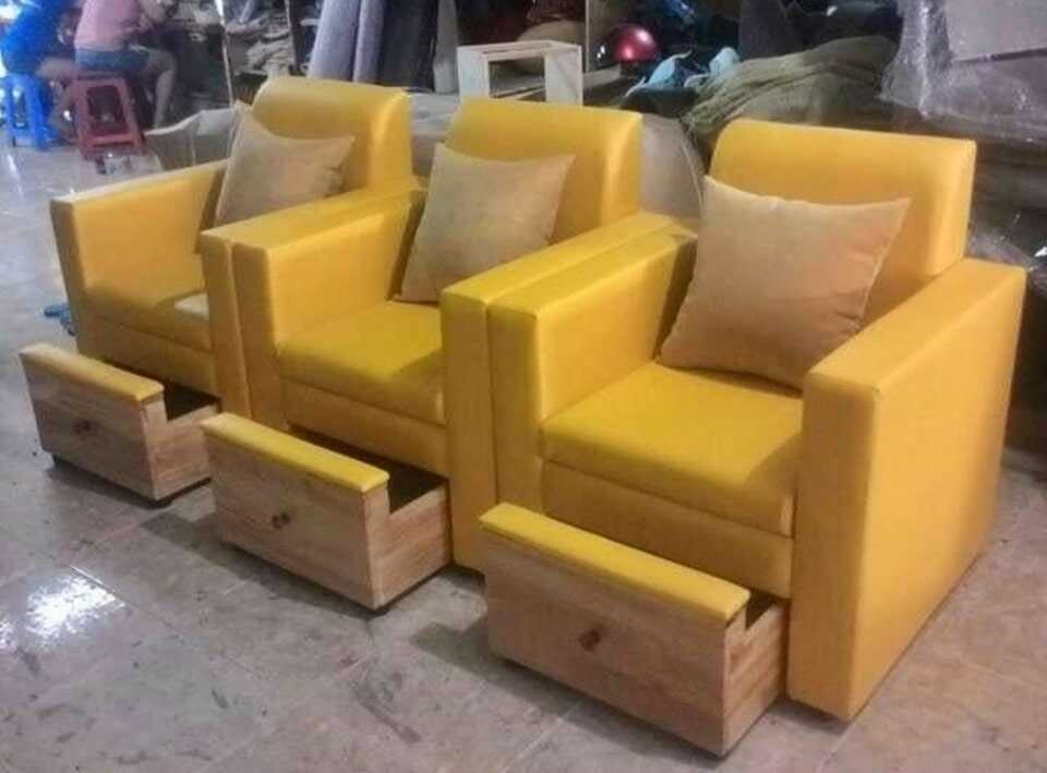 Ghế nail màu vàng bọc bằng simili